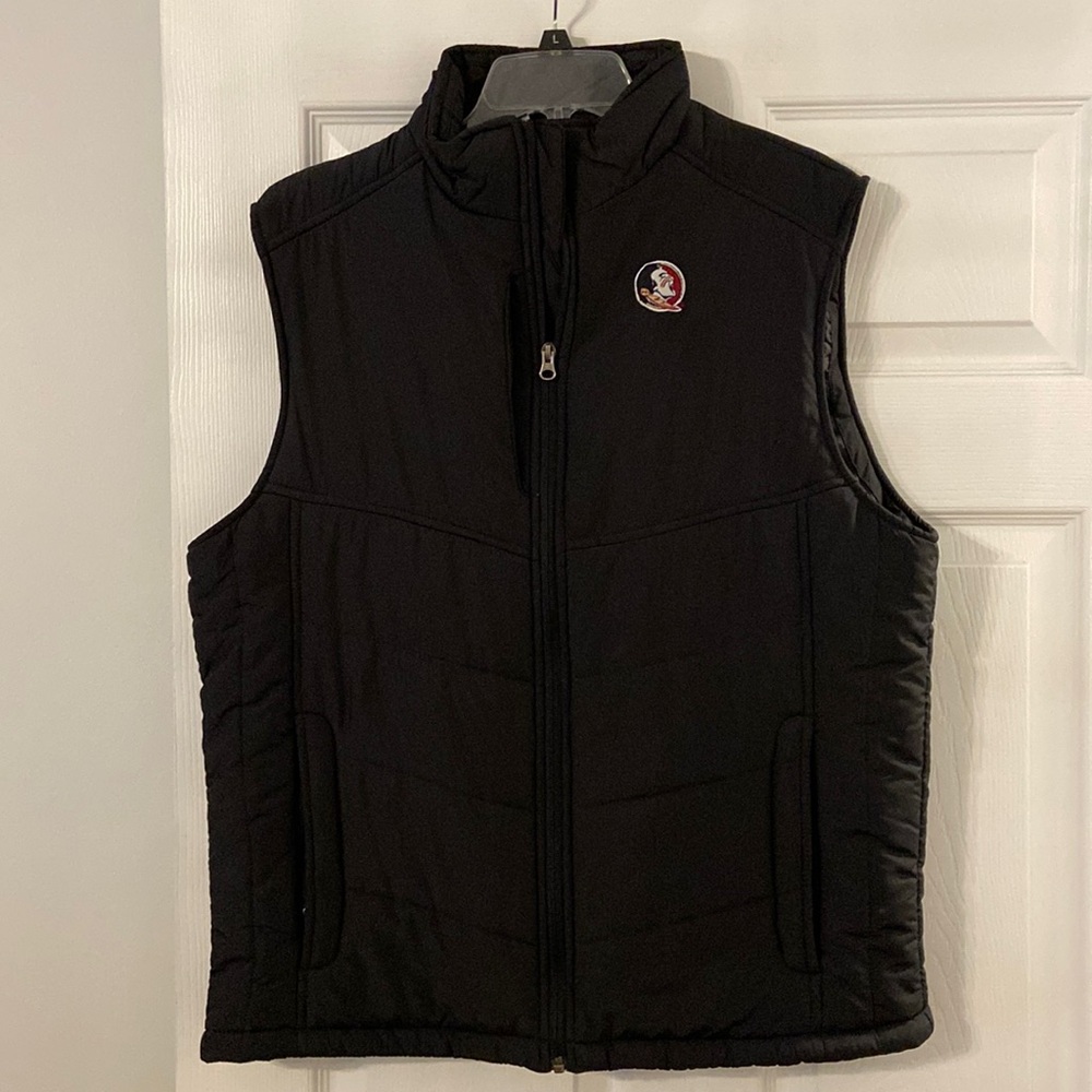 Barefoot Vest with Seminole emblem on top left side vest is size M excellent